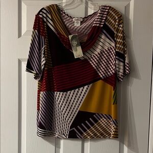 Kim & Co Short Sleeve Geometric Print Tee in Mustard, Burgundy & Lavender